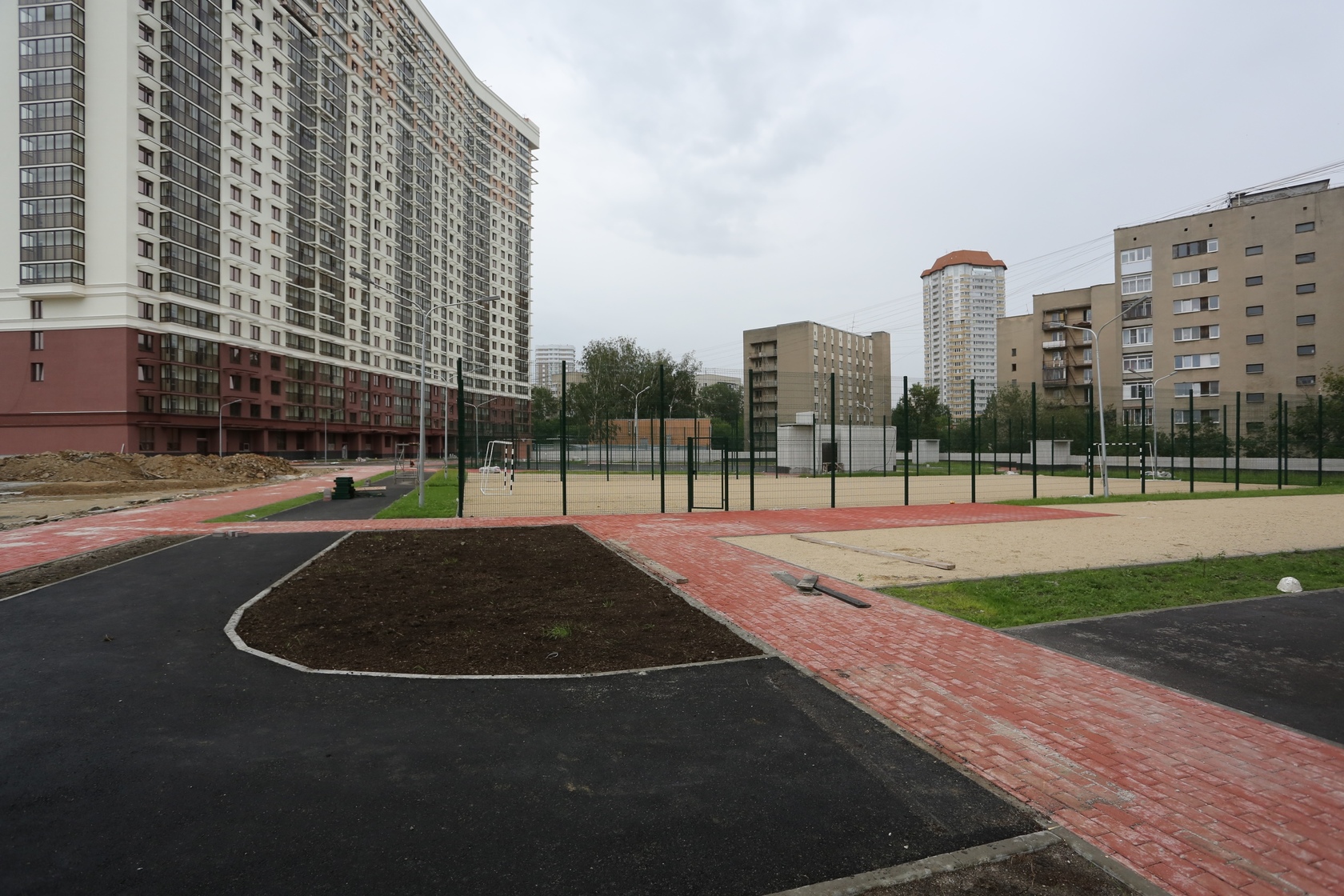 николаев гимназия 1. николаевская 1. николаевский тупик д1 стр 4. николаевская 1. южный город 1 николаевский проспект 27.