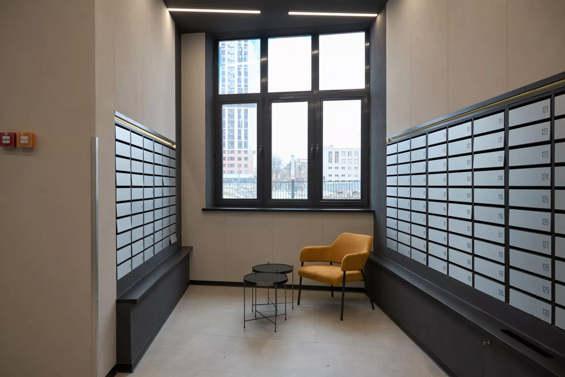 В 1 и 2 секциях четвёртого дома:

– идёт передача квартир. 

Фотография загружена 1 апреля 2024 года.